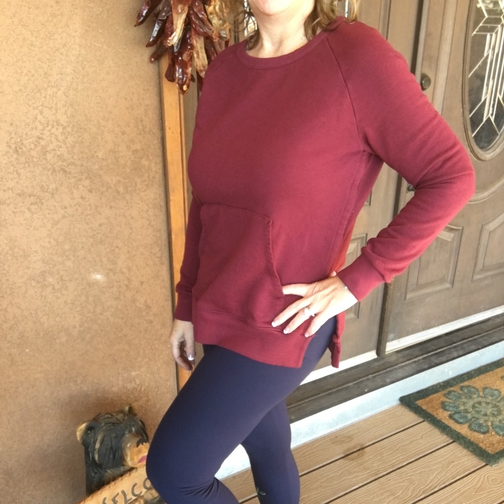 Front Pocket Pullover Wine